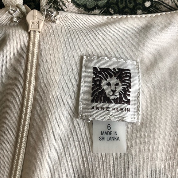 Anne Klein Beige & Green Dress - Picture 8 of 10